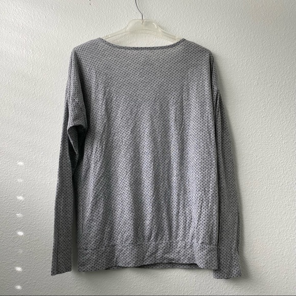 Volcom Grey with Black Polkadot V-Neck Top. Small - Picture 3 of 6